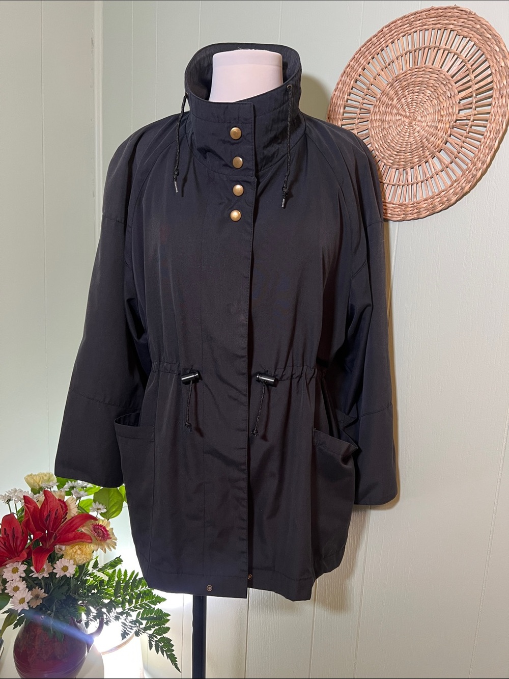 Women’s Black Drawstring Anorak Rain Jacket - Fall Jackets - windbreaker